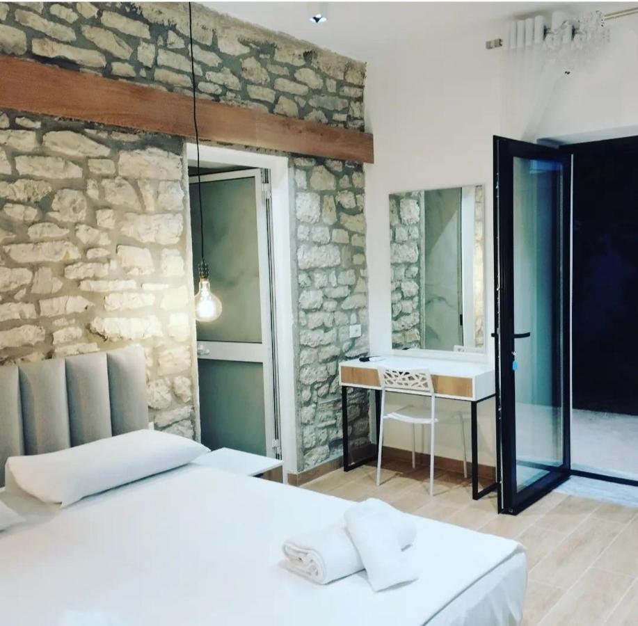 Comfort Guest Rooms Vila Hm ساراندا المظهر الخارجي الصورة