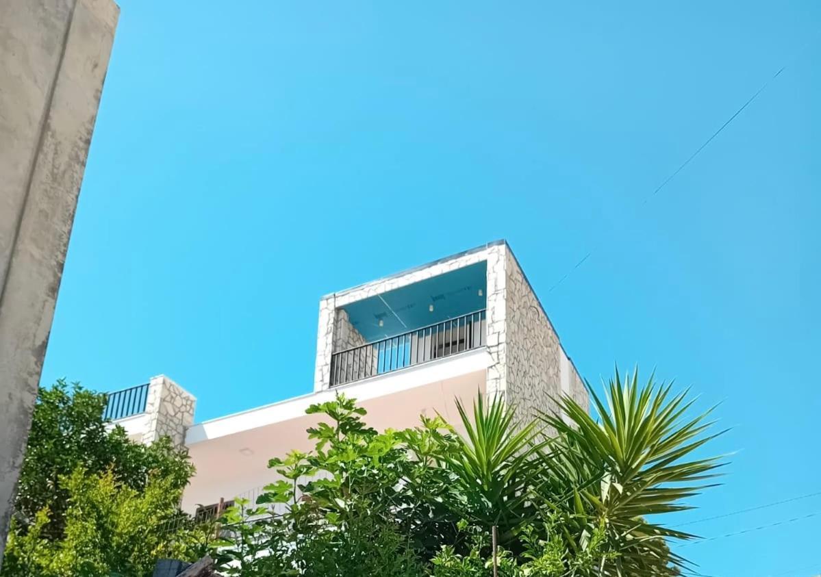 Comfort Guest Rooms Vila Hm ساراندا المظهر الخارجي الصورة