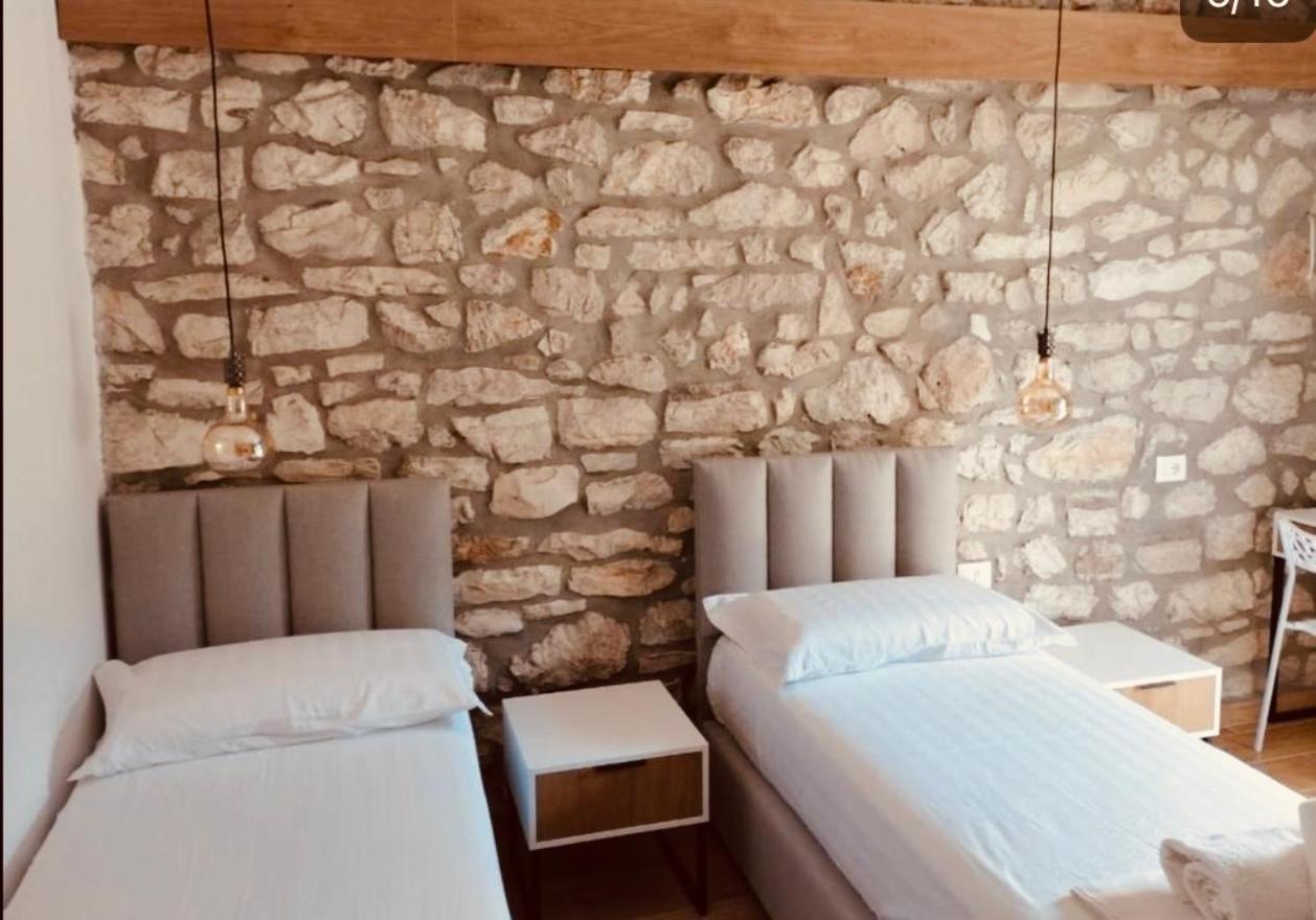 Comfort Guest Rooms Vila Hm ساراندا المظهر الخارجي الصورة