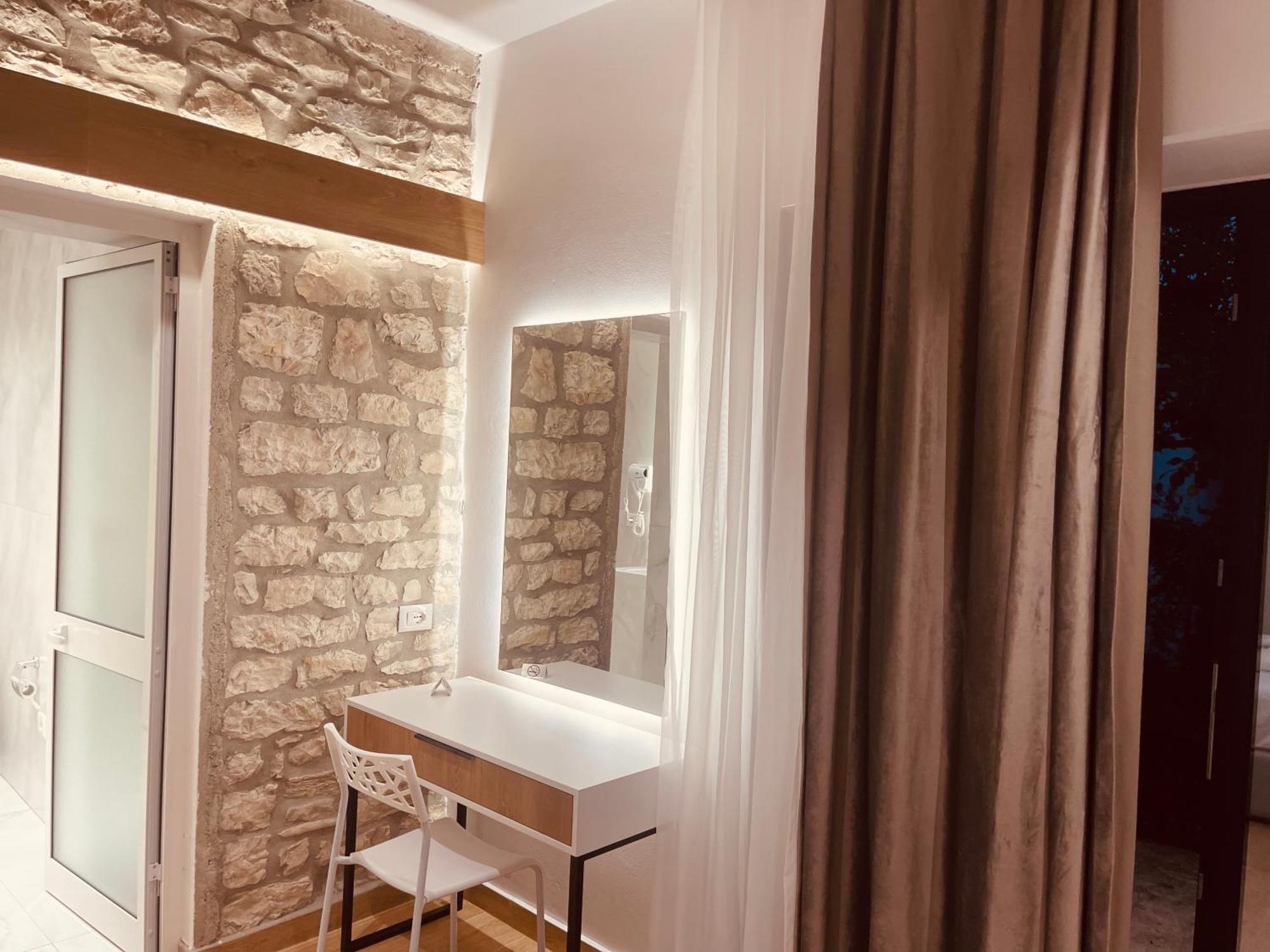 Comfort Guest Rooms Vila Hm ساراندا المظهر الخارجي الصورة